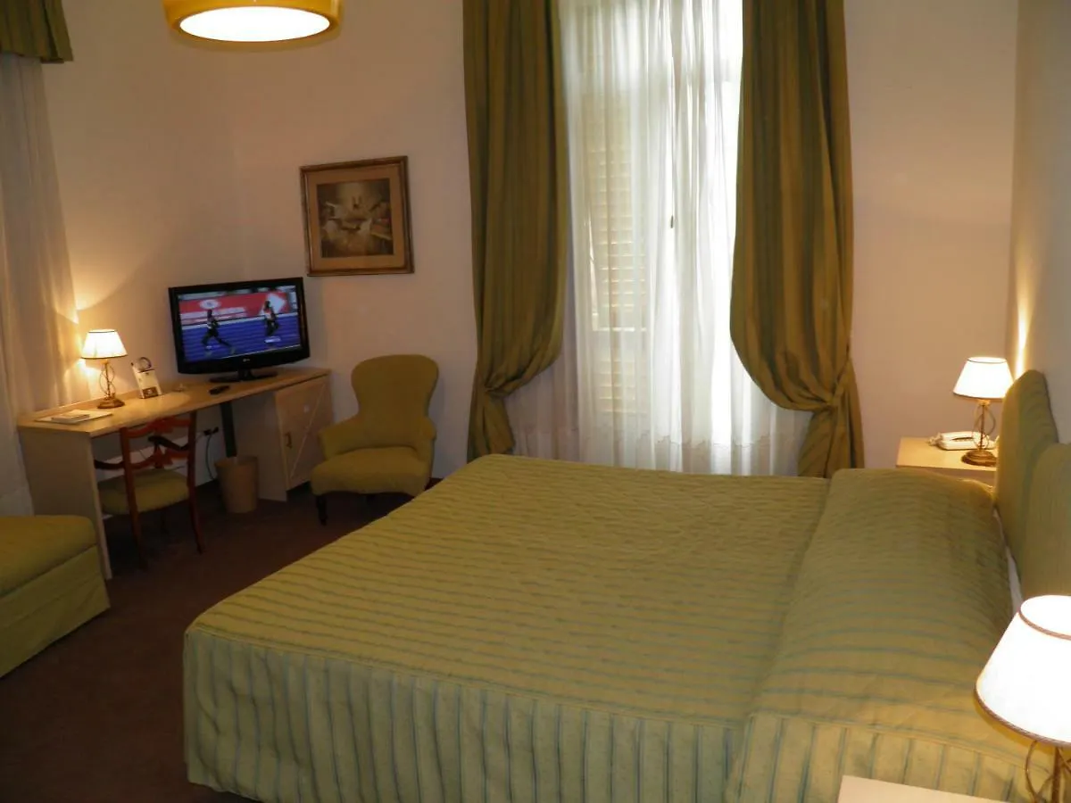 Hg Hotel Cappelli Montecatini Terme 3*,  Italien